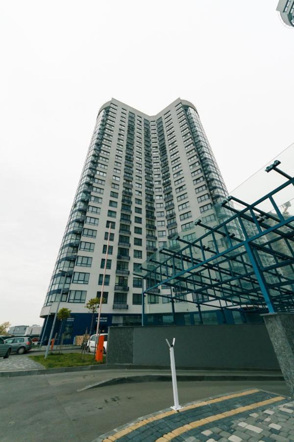 Жк Заречный Метро Славутич Kiev Extérieur photo